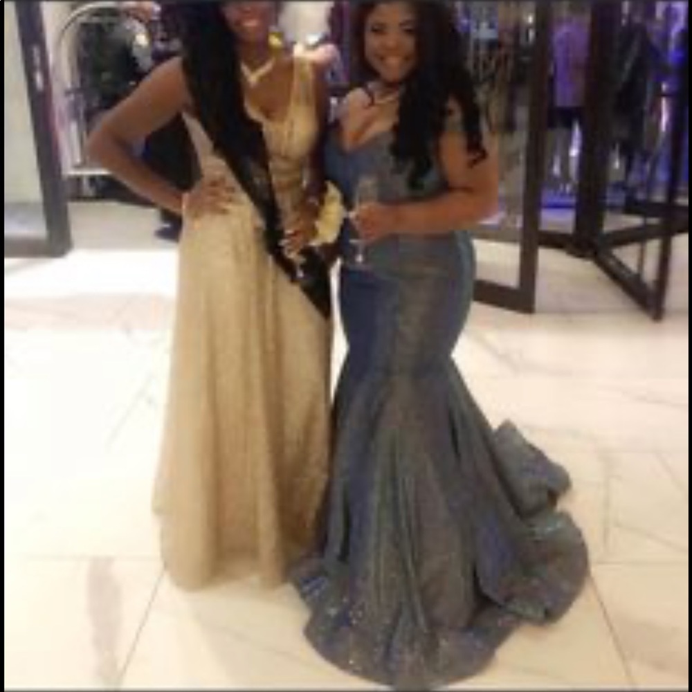 Ellie Wilde prom dress